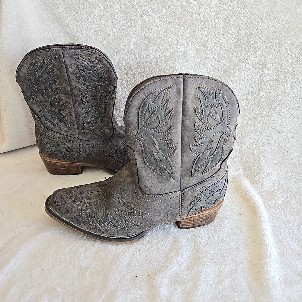 Roper Women's Amelia Overlay Western Boots Snip Toe Brown Faux Leather Vamp 7.5